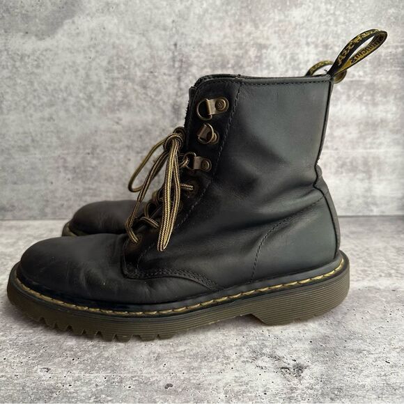 DR. Martens Luana Floral Interior Lace up Combat Boots Size 6 - Picture 1 of 8